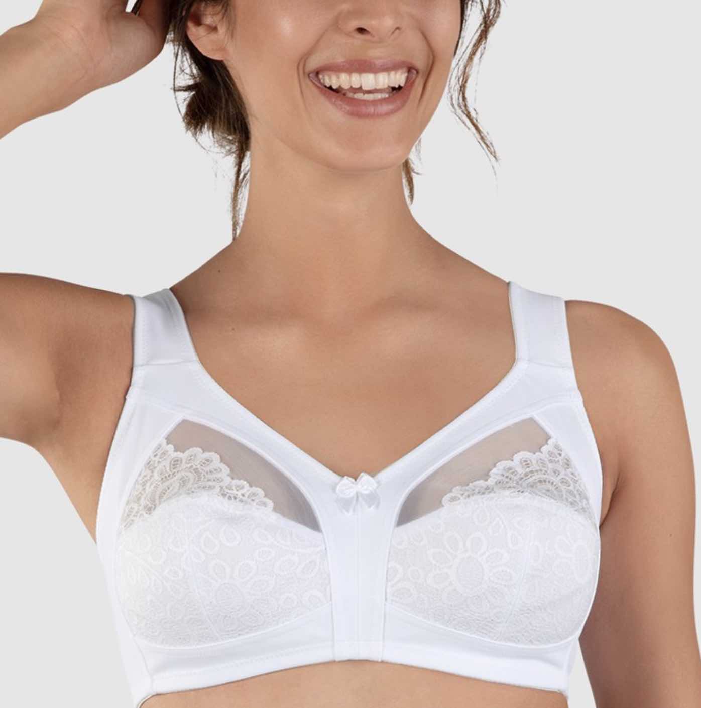 NATURANA Side Smoother Wirefree Minimiser Bra B-E Cups in band